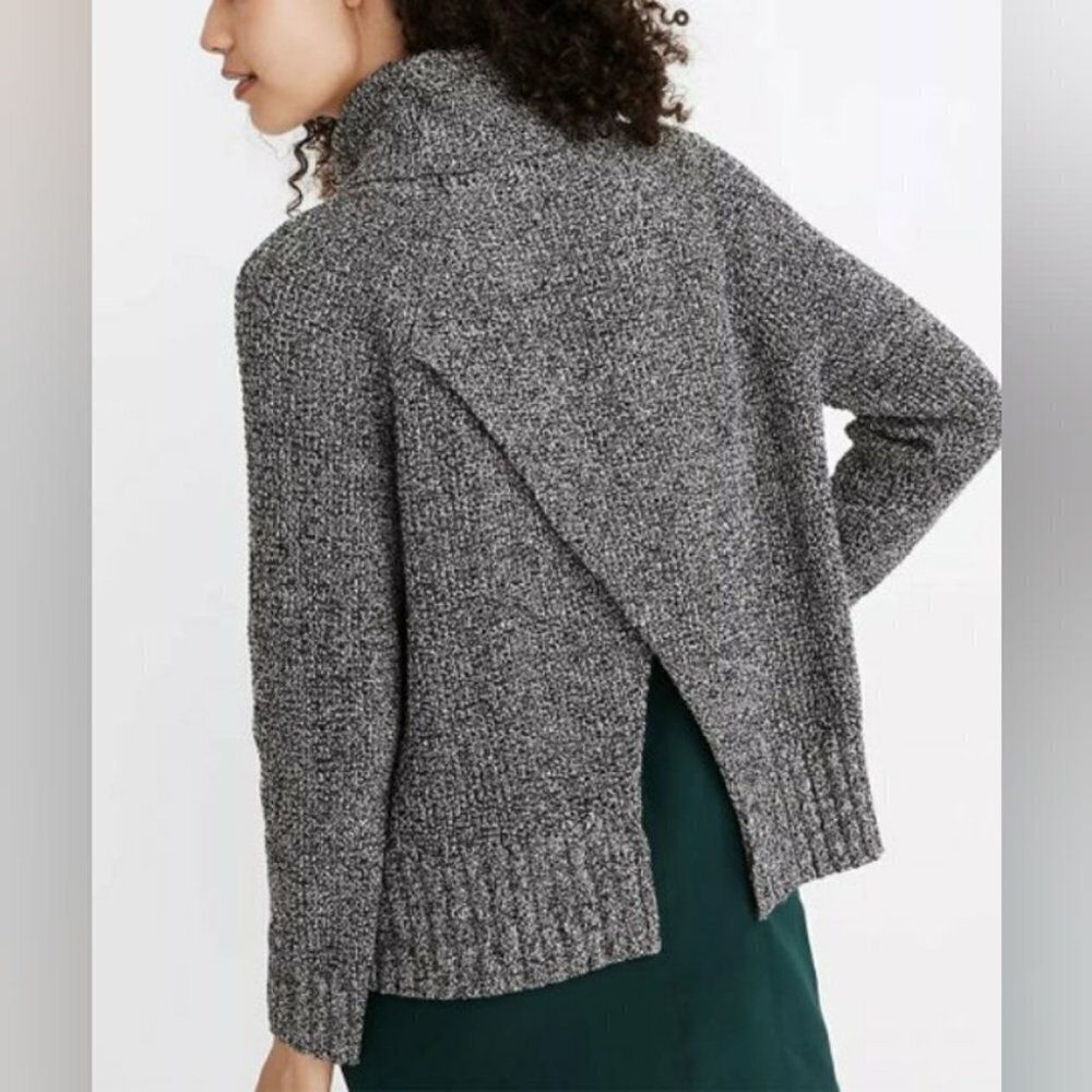 MADEWELL Eastbrook Turtleneck Cross-Back Sweater in Cotton-Merino Yarn - Women's - Picture 4 of 11